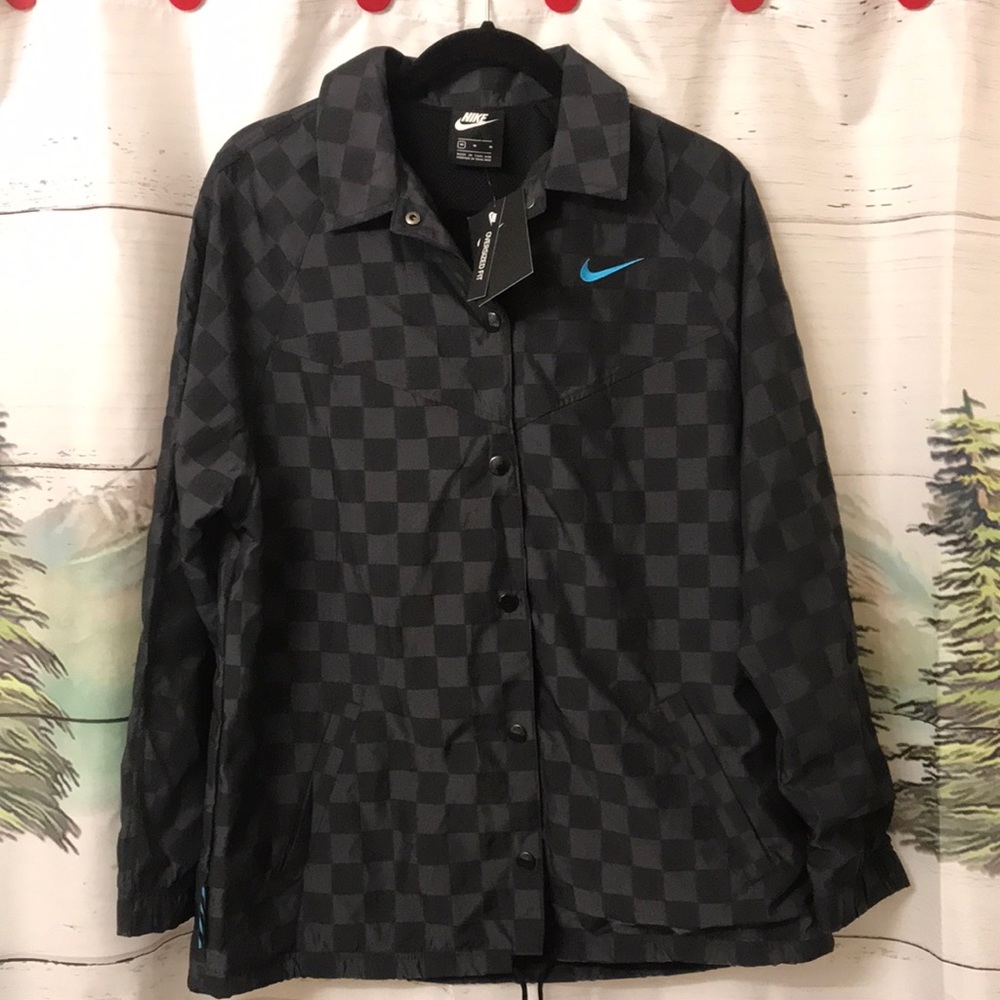 Nike women’s icon clash woven jacket